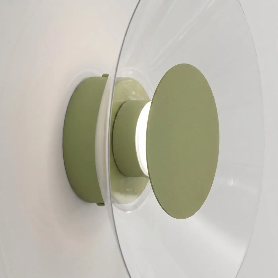 Applique murale ASTRO vert olive vue de profil, disque transparent