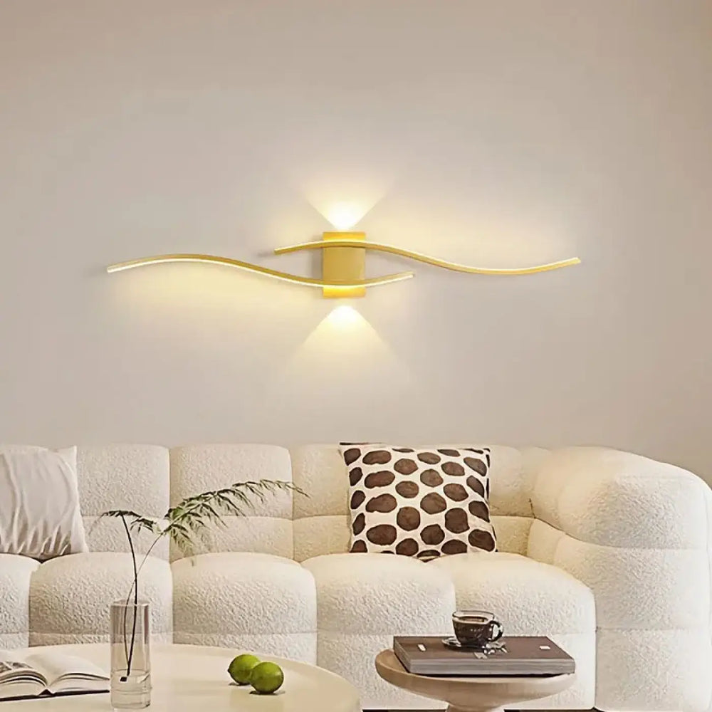 Applique murale led dorée design contemporain élégant