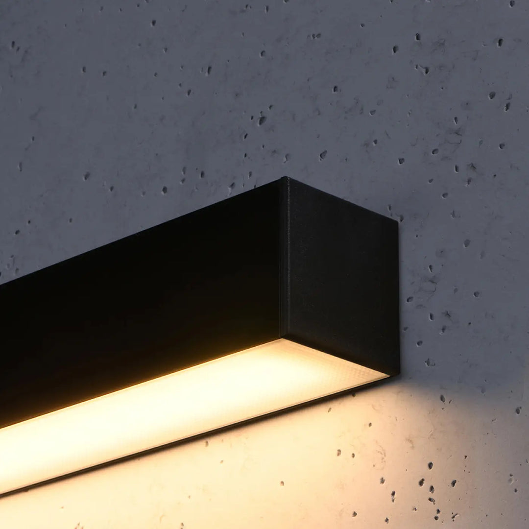 Applique murale pinne 90 noir avec led chaleureux 3000k collection pinne et paramètres d’éclairage ajustables
