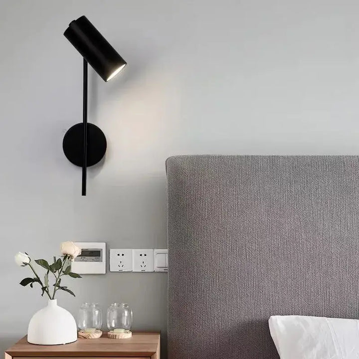 Applique murale led pivotante en laiton en finition noir ou doré