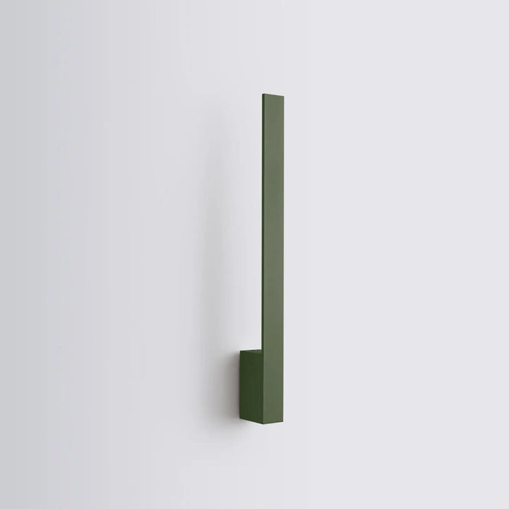 Minimalist applique murale lahti en vert olive avec design rectangulaire mat alliant design et fonctionnalité pratique