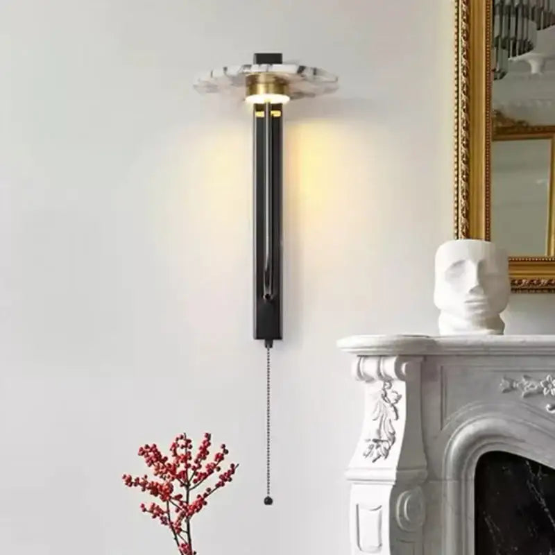 Applique Murale Longue Élégante Noire Dorée Et Marbre

