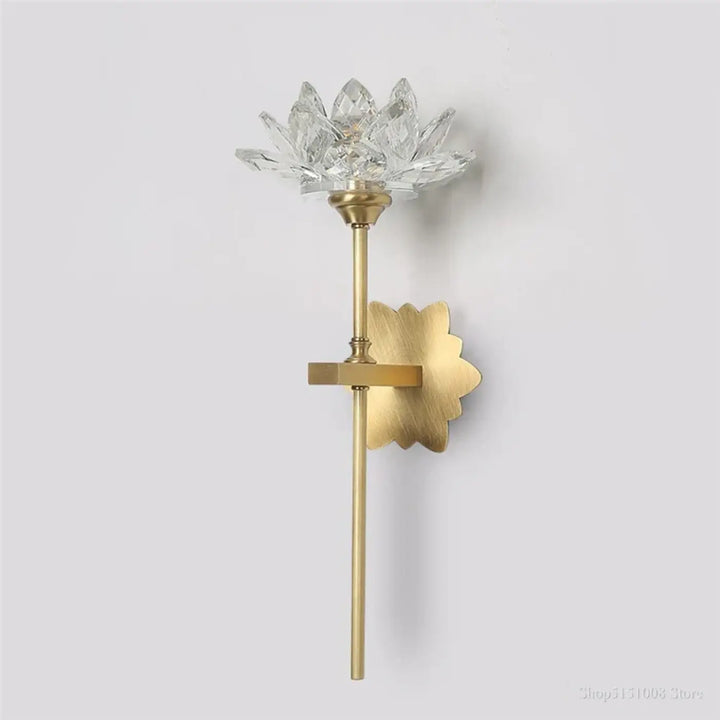 Applique murale lotus doré design floral lumineux au style élégant