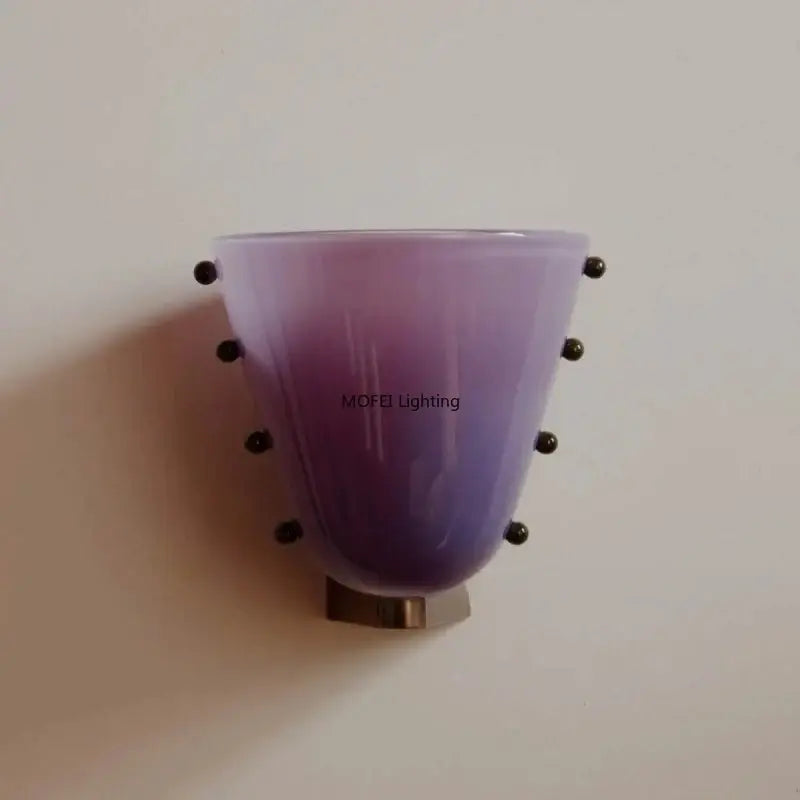 Applique murale moderne avec abat-jour en verre colorée élégant