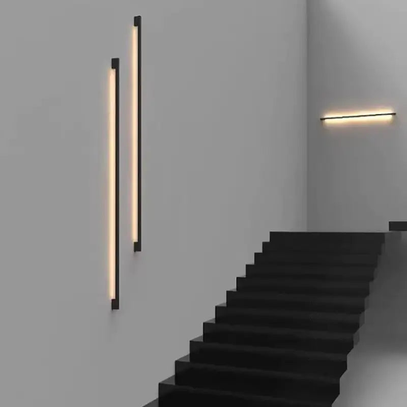 Applique Murale Moderne Verticale LED Noire Design Linéaire