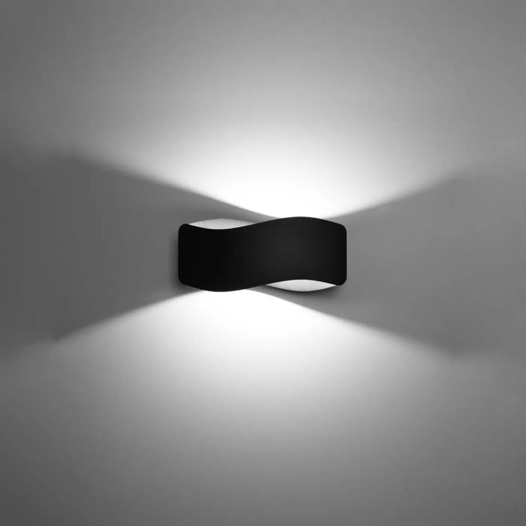 Applique murale tila 30 noir avec design original ondulé et finition mate lisse luminaire tila intemporel