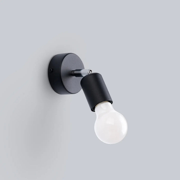 Applique murale fornes 1 noir avec spot orientable à finition mate et ampoule visible de la gamme fornes lampes murales