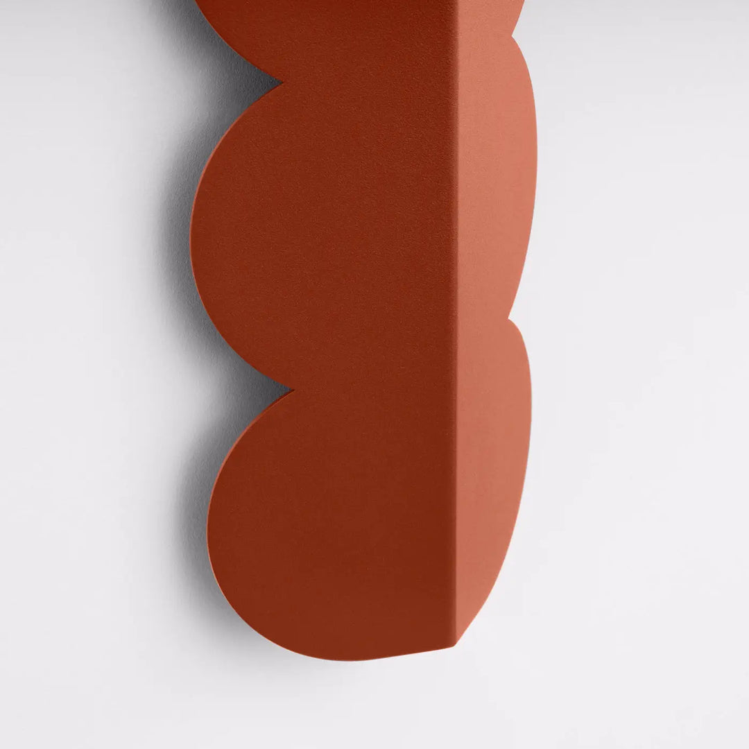 Applique murale BISCUIT ocre rouge détail du pli