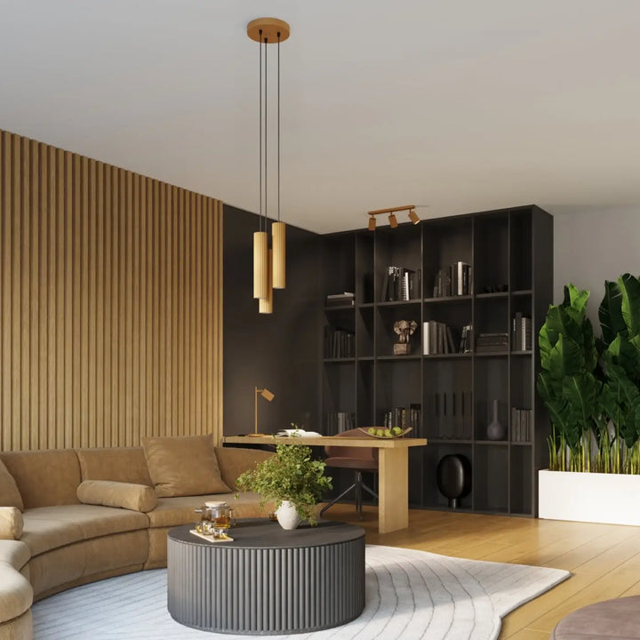 Applique murale karbon 20 avec abat-jour en bambou doré suspendu par câbles noirs pour un design minimaliste