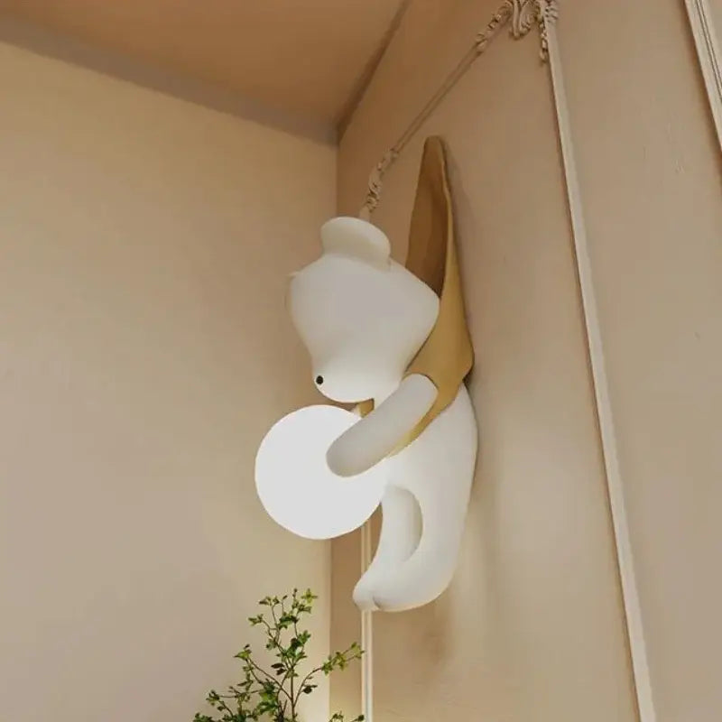 Applique murale ours avec boule lumineuse pour chambre enfant