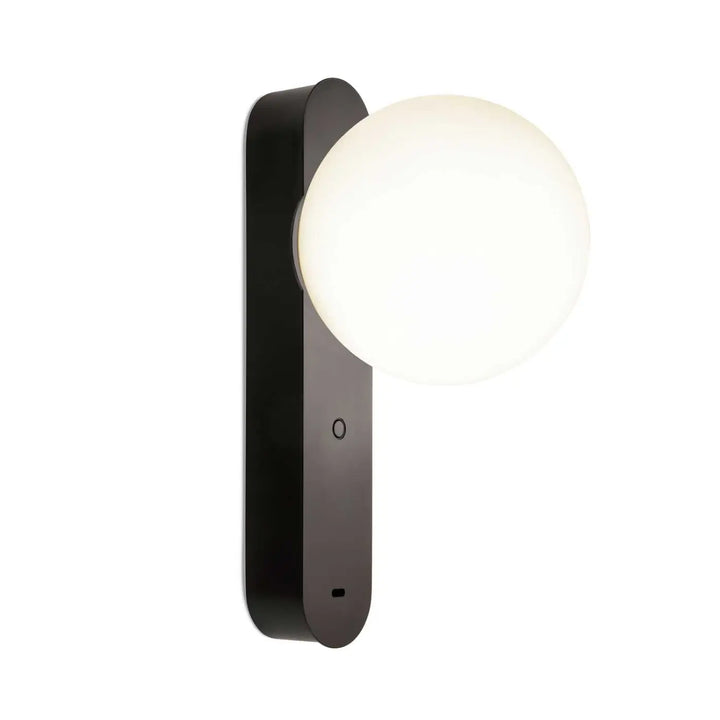 Applique Perlina USB noire avec globe en verre