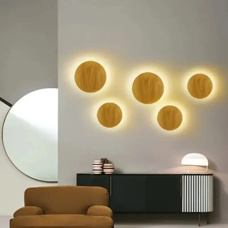 Applique murale ronde en bois avec éclairage LED intégré

