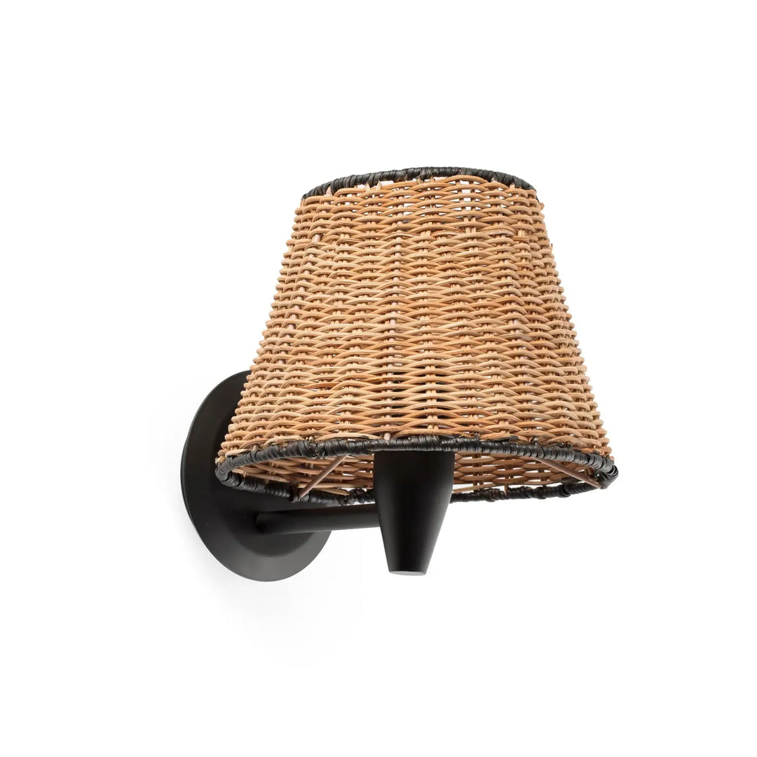 Applique Sumba en rotin et noir mat de Faro Barcelona