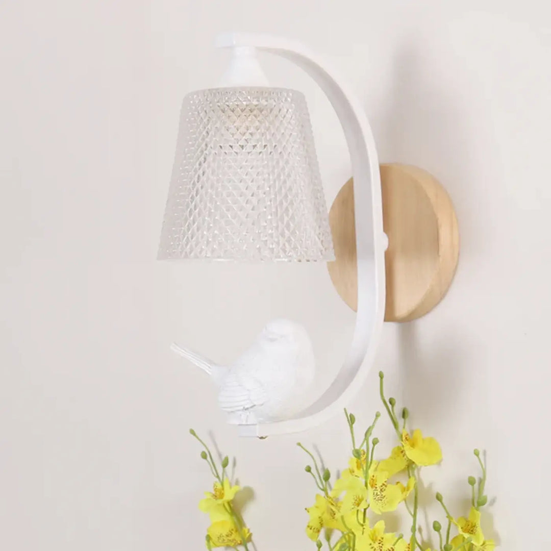 Applique murale scandinave avec un moineau blanc

