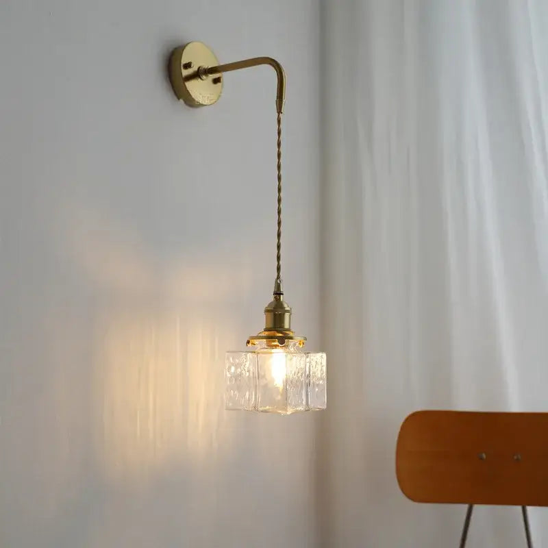 Applique murale style ancien laiton avec suspension verre