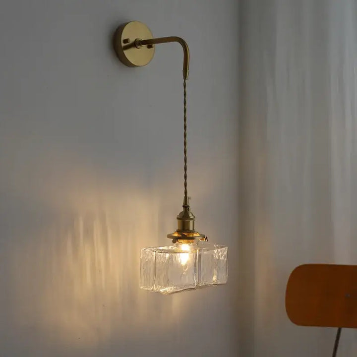 Applique murale style ancien laiton avec suspension verre