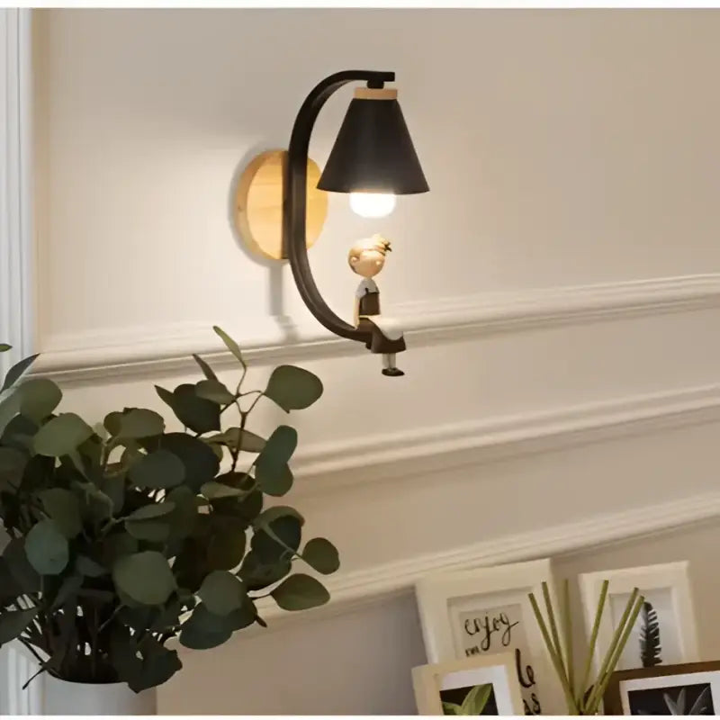 Applique Murale Tête De Lit Avec Petite Fille Assise