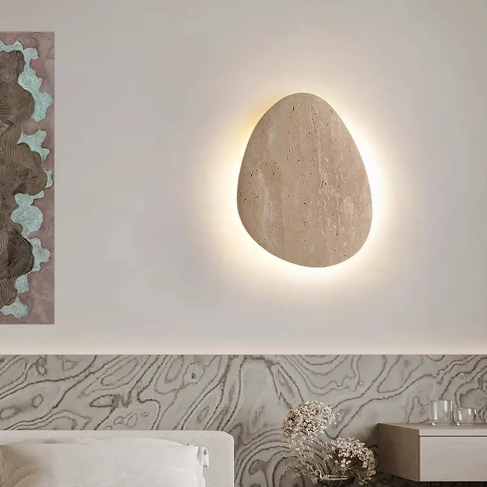 Applique en travertin beige design organique led élégante