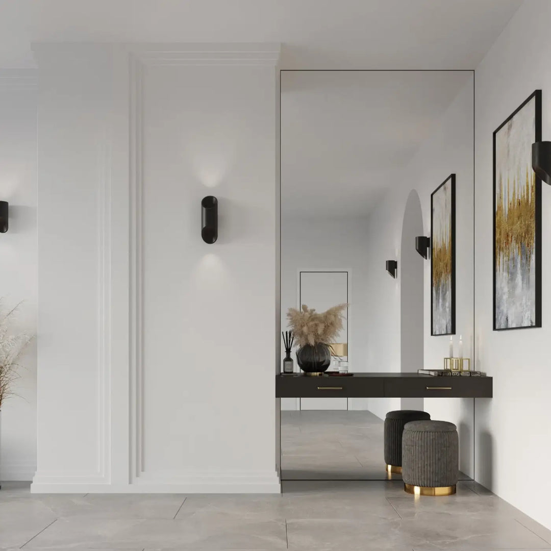 Applique murale noir dans une entrée contemporaine