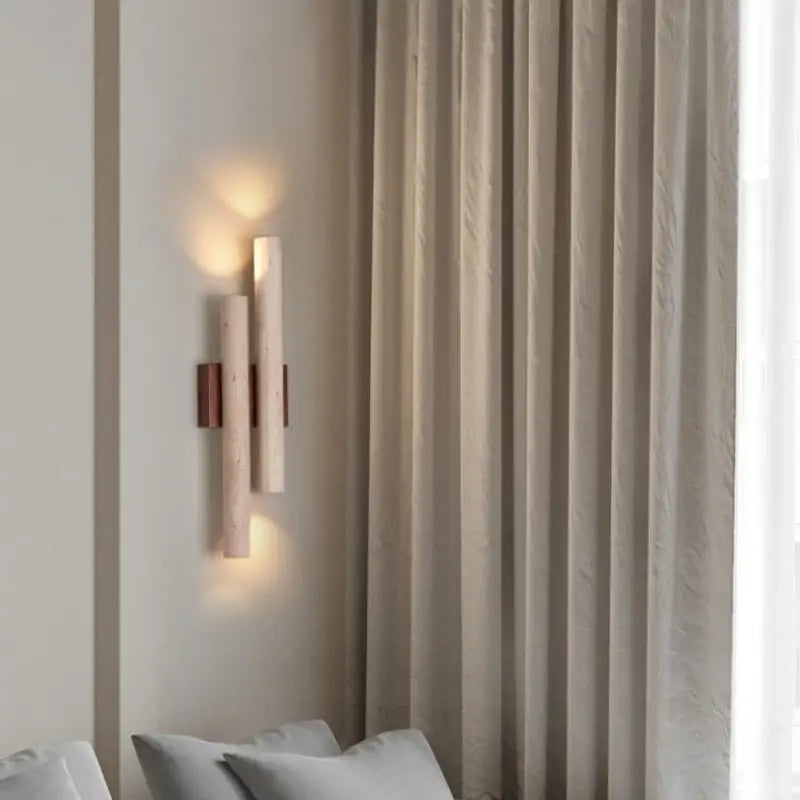 Applique Murale Verticale En Bois Design Minimaliste

