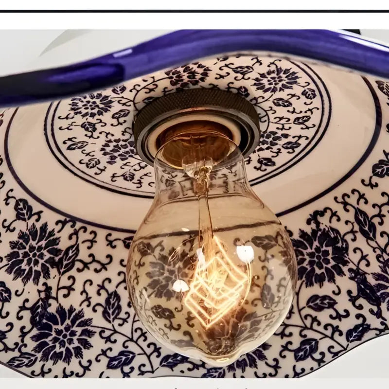 Applique vintage en céramique blanche et motif bleu style