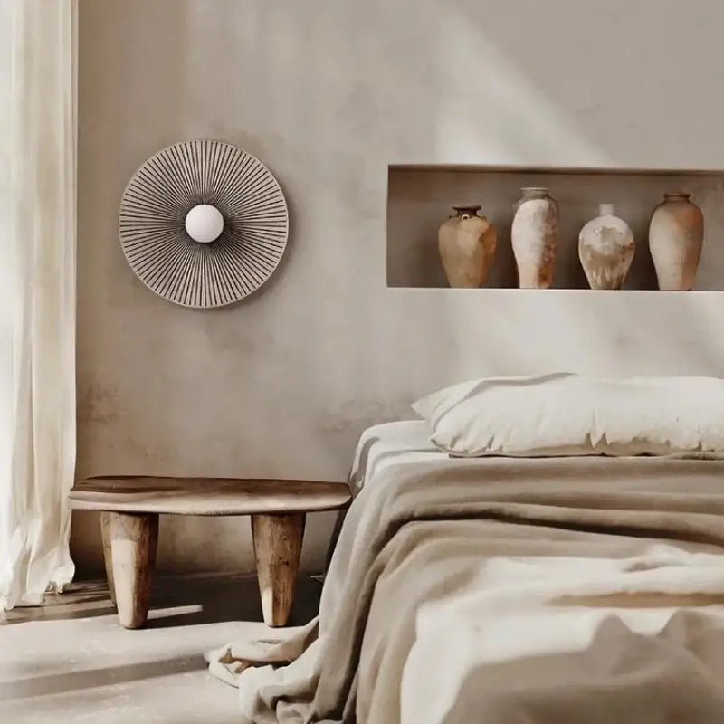 Appliuqe murale en bois inspiré du cadran solaire maya

