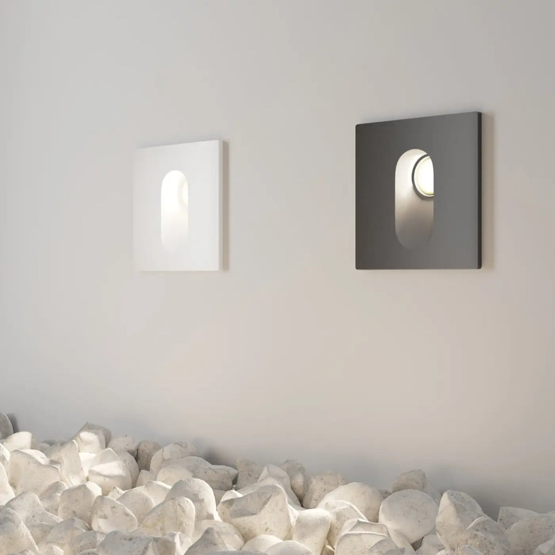 Applique extérieure via urbana en blanc chaud avec balise extérieure led et marches d’un faisceau minimaliste en gris mat