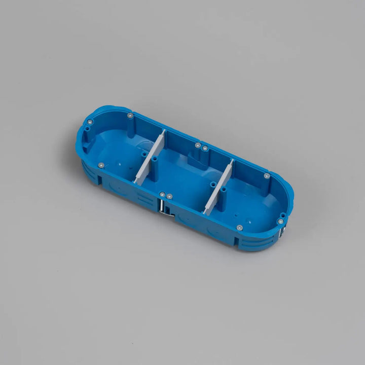 Boîte d'encastrement Back Box 3 postes Buster + Punch