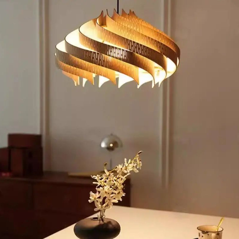 Lámpara colgante nórdica en espiral de madera Wabi Sabi Moon, ideal para comedor, estudio, bar o dormitorio. Fabricada en madera maciza de nogal y tilo.