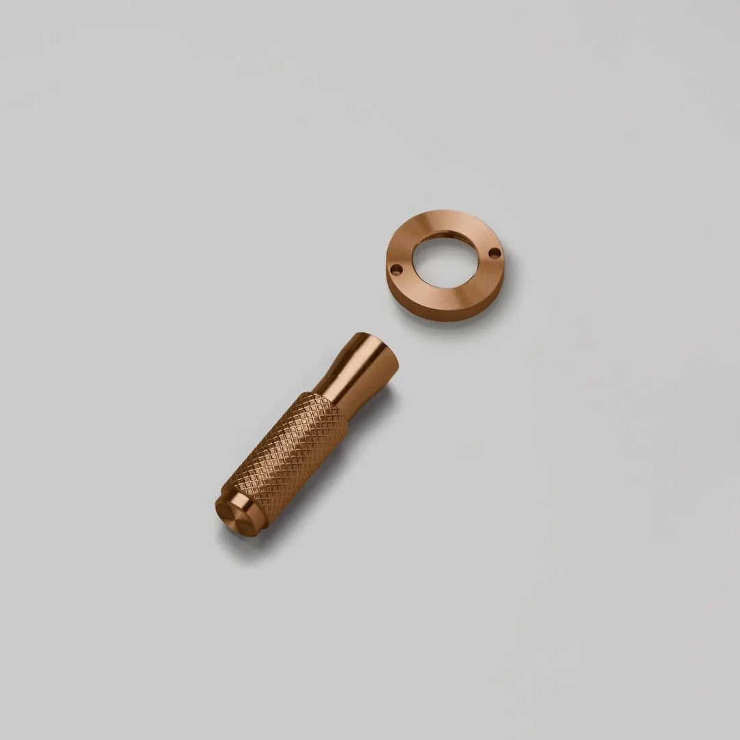 Kit de finition pour interrupteur à gravure quadrillée Buster + Punch #couleur_noir-orange
