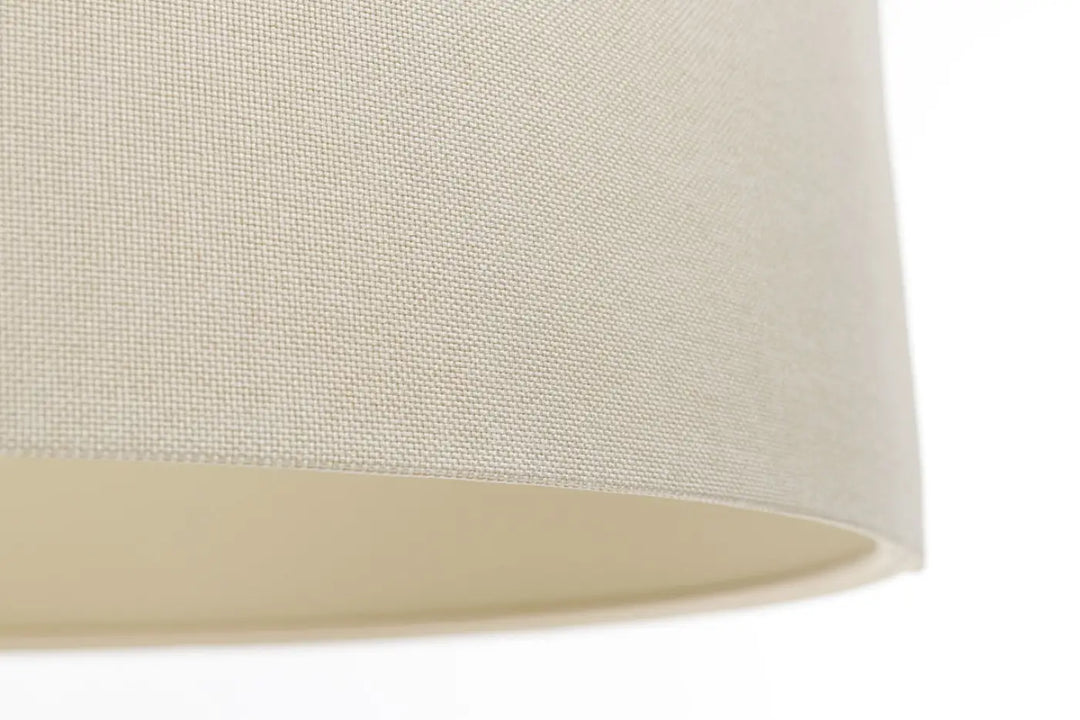 Suspension luminaire boho elegant en tissu crème avec abat-jour en tissu beige texturé pour décoration intérieure