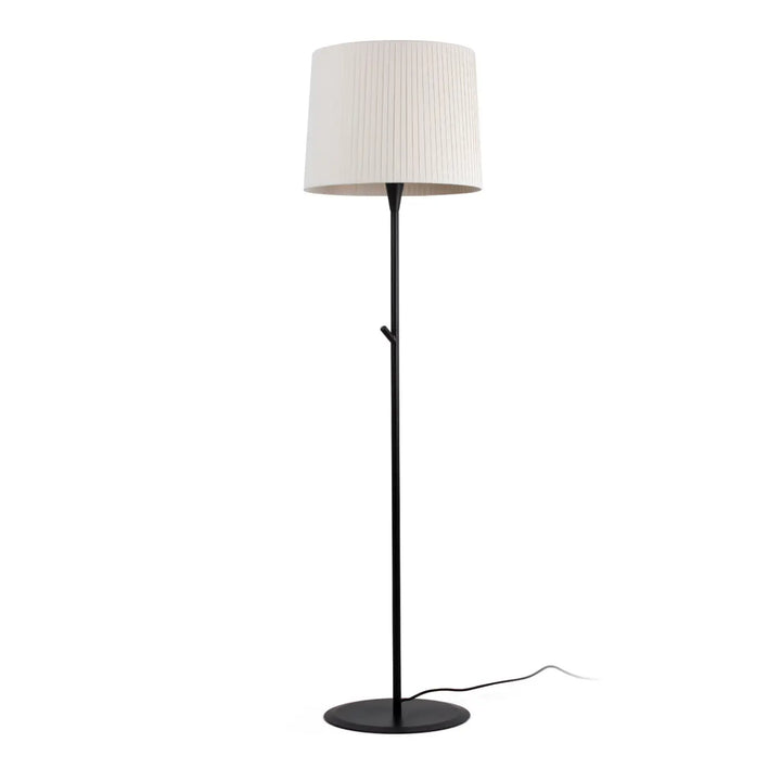 Lampadaire Samba noir, abat-jour beige, de Faro Barcelona
