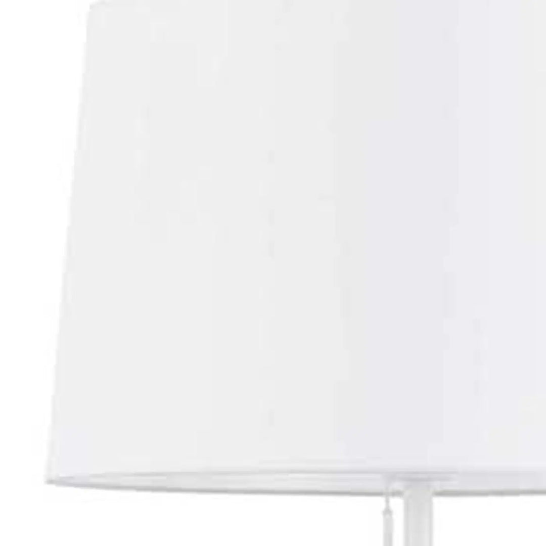 Détail : lampadaire Volta