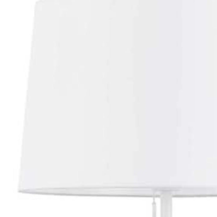 Détail : lampadaire Volta