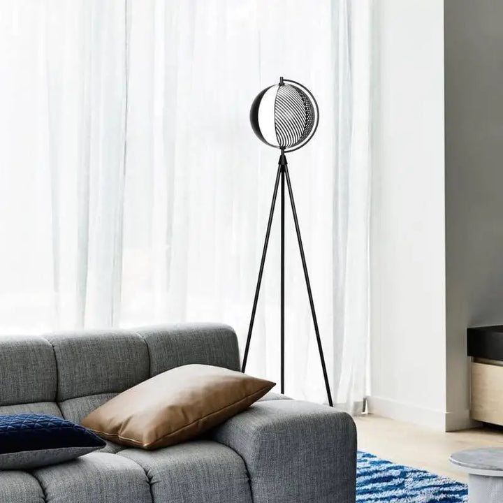 Lampadaire Avec Boule Noir À Motif Spirale Design