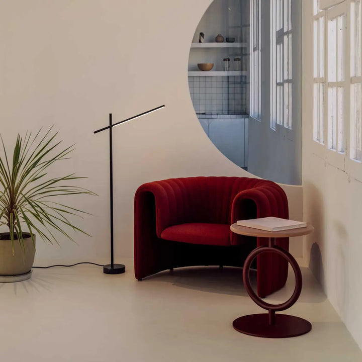 Ambiance avec le lampadaire Tubs noir