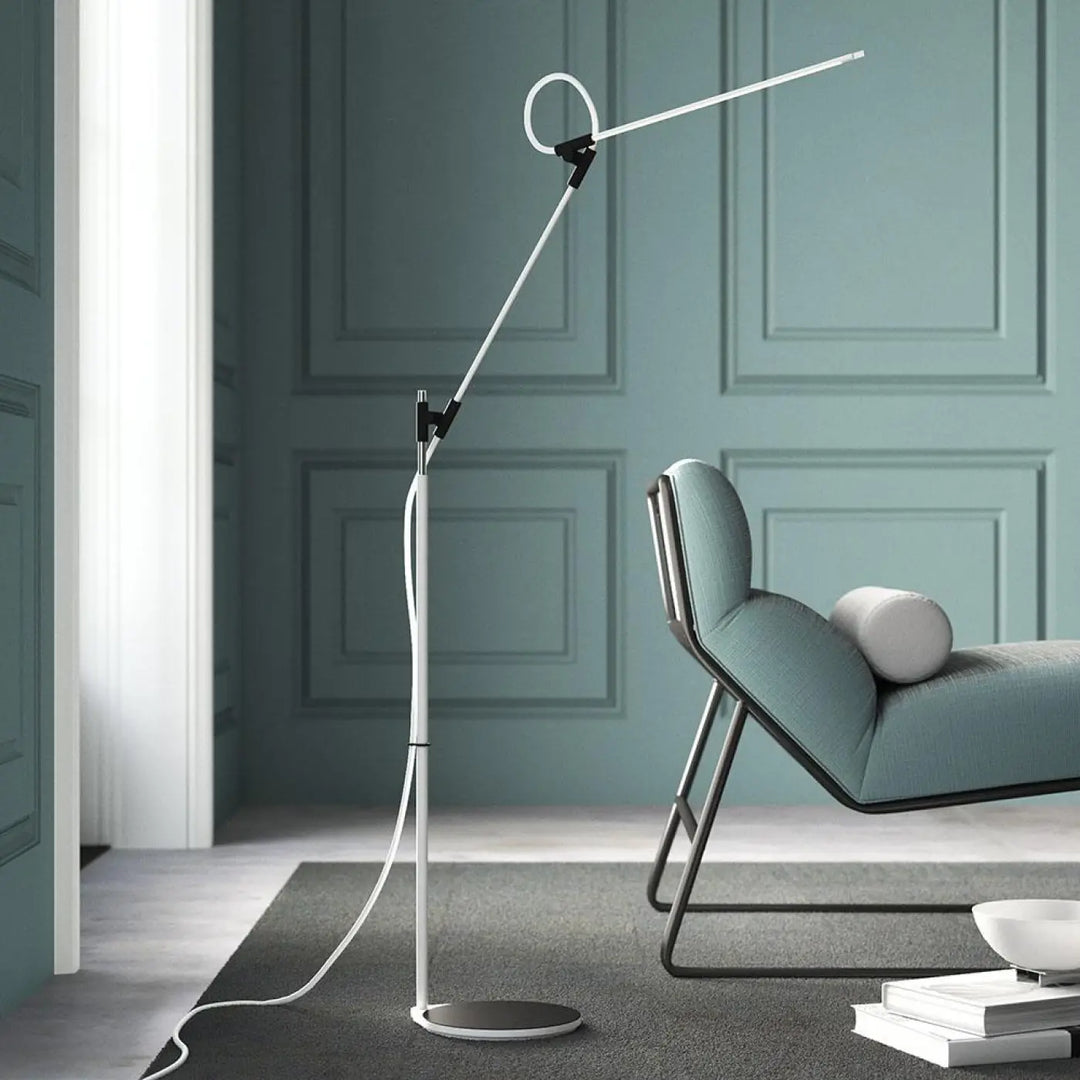Lampadaire liseuse Superlight articulé