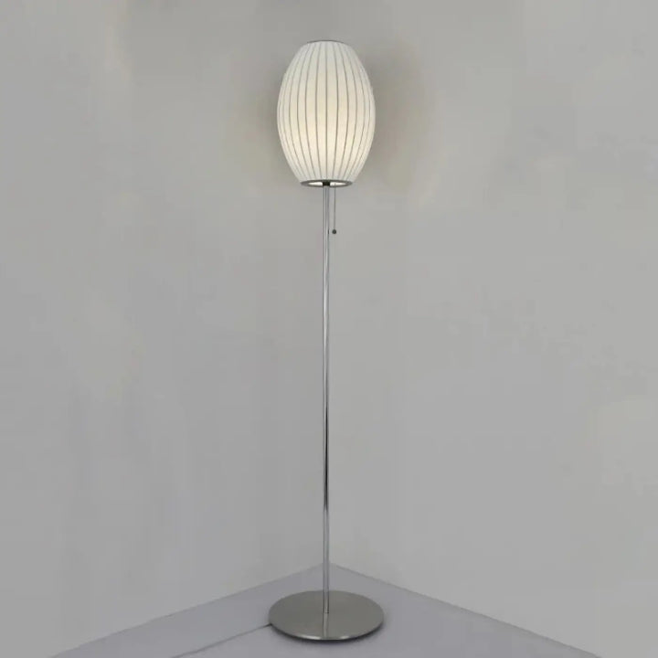 Lampadaire monna avec abat-jour blanc côtelé en style nordique pour décoration intérieure et globe lumineux chrome