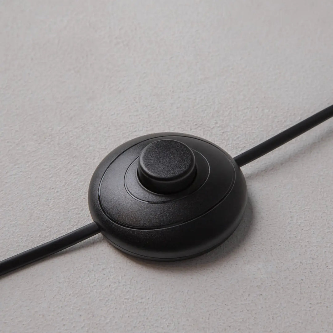 Black plastic toggle switch with matte finish and two cords for lampadaire ray tube lumineux acier noir
