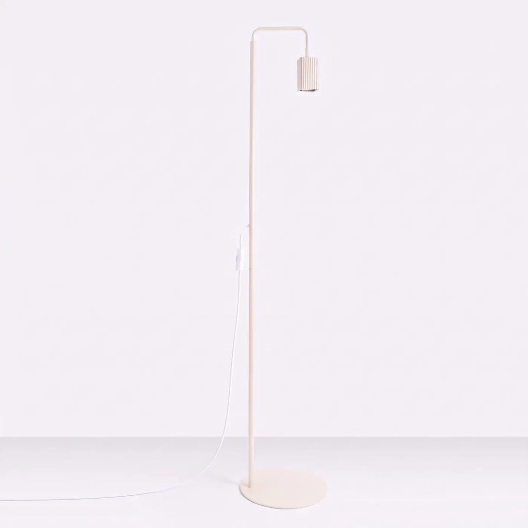 Lampadaire Rayo beige à spot rainuré, éteint