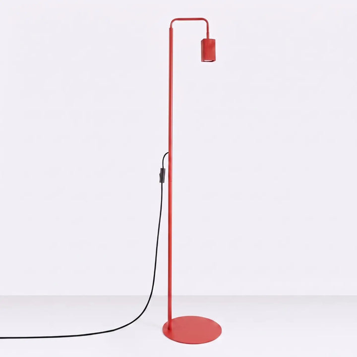 Lampadaire Rayo rouge à spot rainuré, éteint