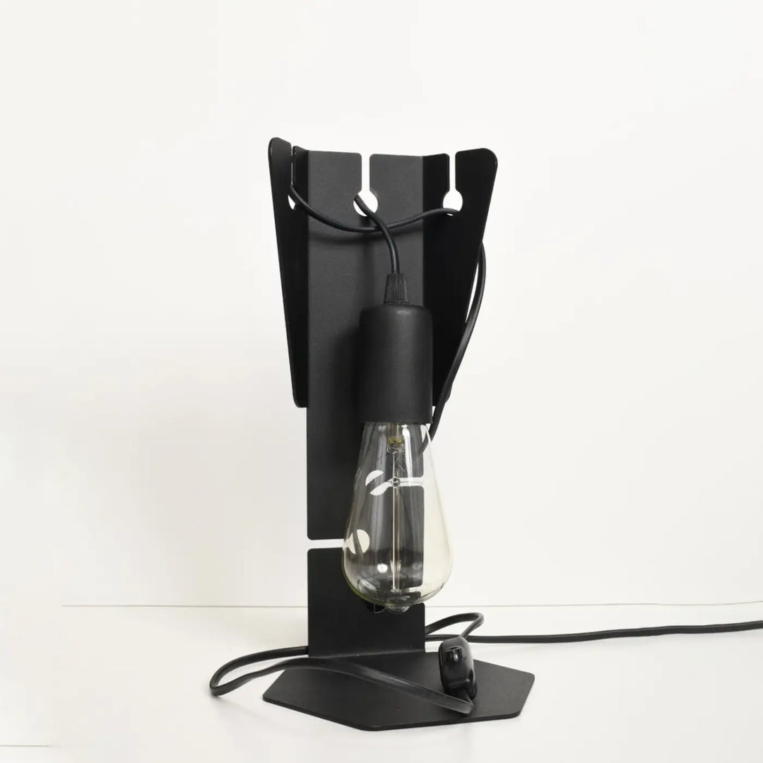 Lampe à poser noir éteinte