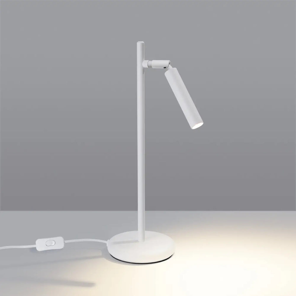 Lampe à poser blanc allumée