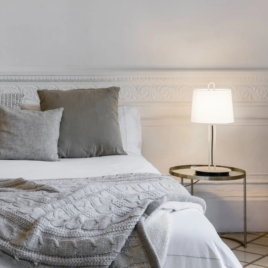 Lampe de chevet Montreal blanche de Faro Barcelona en situation