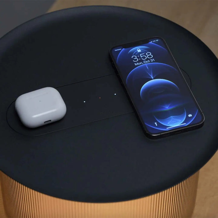 Lampe de table Carousel à plateau de recharge sans fil