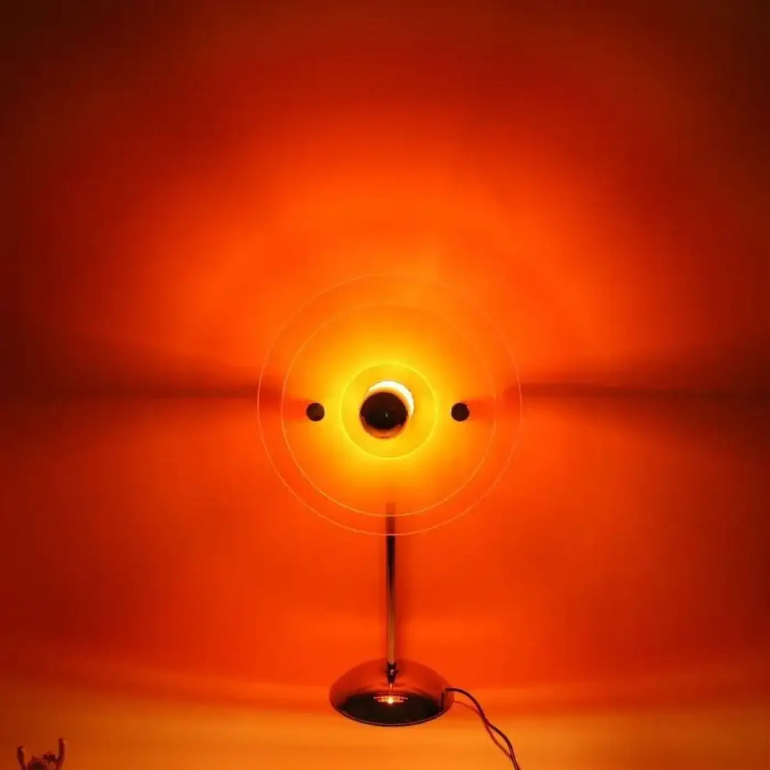 Lampe de chevet prisme en chrome poli avec tête circulaire illuminée et lampe décorative aux reflets colorés