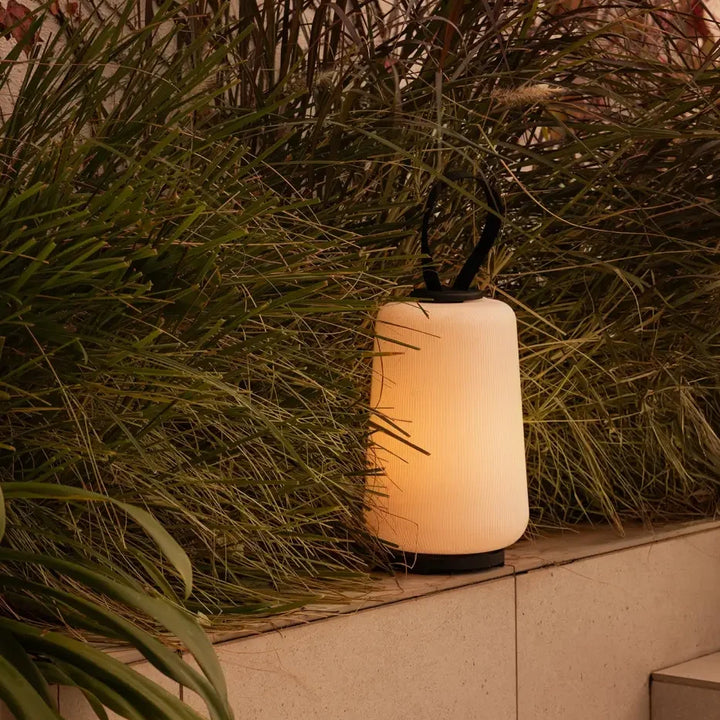 Lampe Muna blanche en extérieur