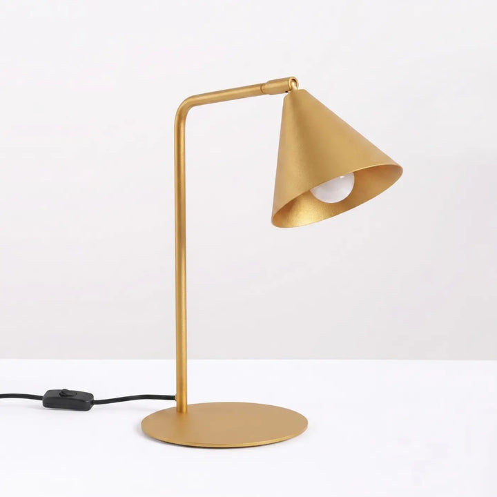 Lampe à poser doré éteinte
