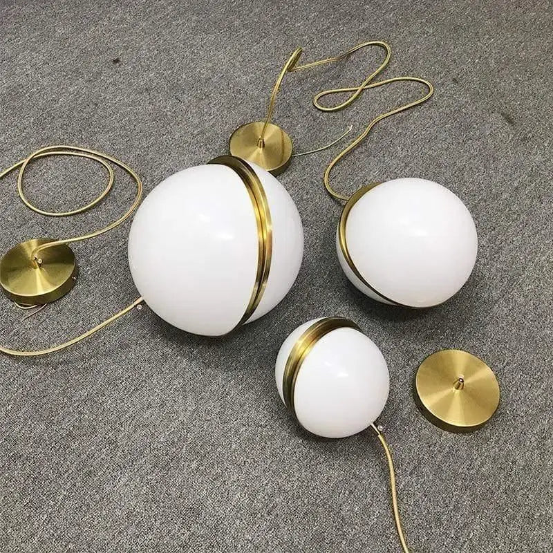 Lampe Suspendue Boule En Verre Opale Moderne