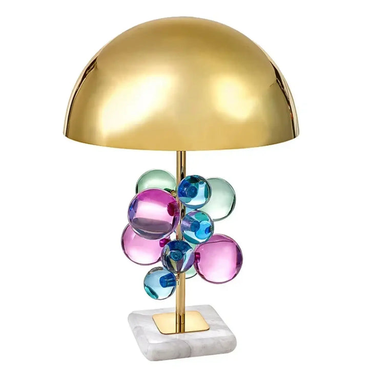Lampe de table contemporaine dôme doré avec orbes en verre coloré sur base en marbre pour décoration intérieure